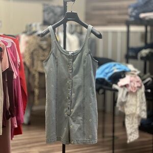 STORIA Denim ROMPER with Floral DAISY Embroidery